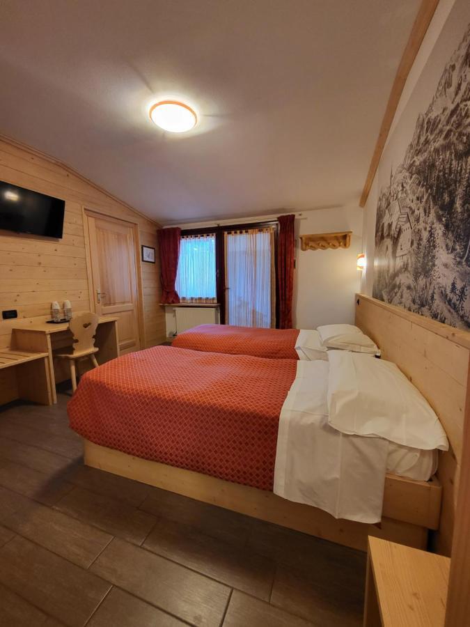 טרביסיו Hotel Raibl E Appartamenti מראה חיצוני תמונה