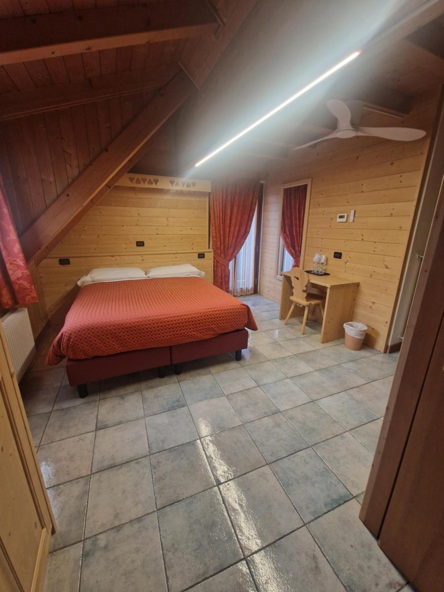 טרביסיו Hotel Raibl E Appartamenti מראה חיצוני תמונה