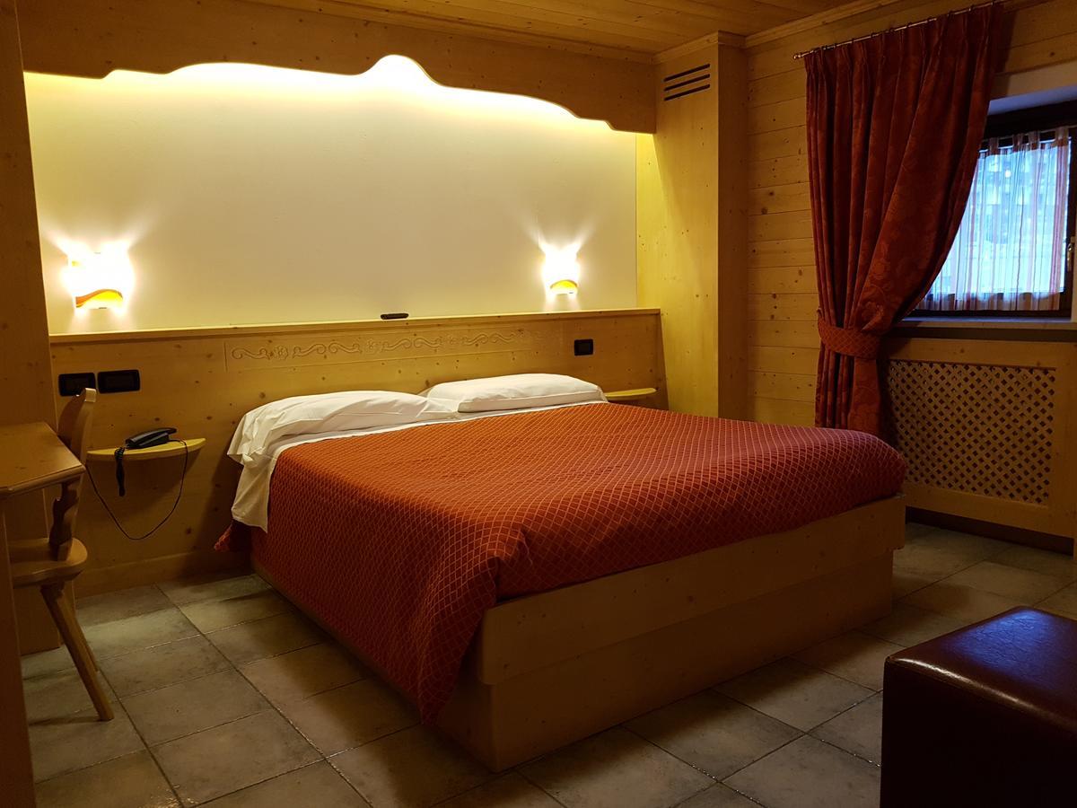 טרביסיו Hotel Raibl E Appartamenti מראה חיצוני תמונה
