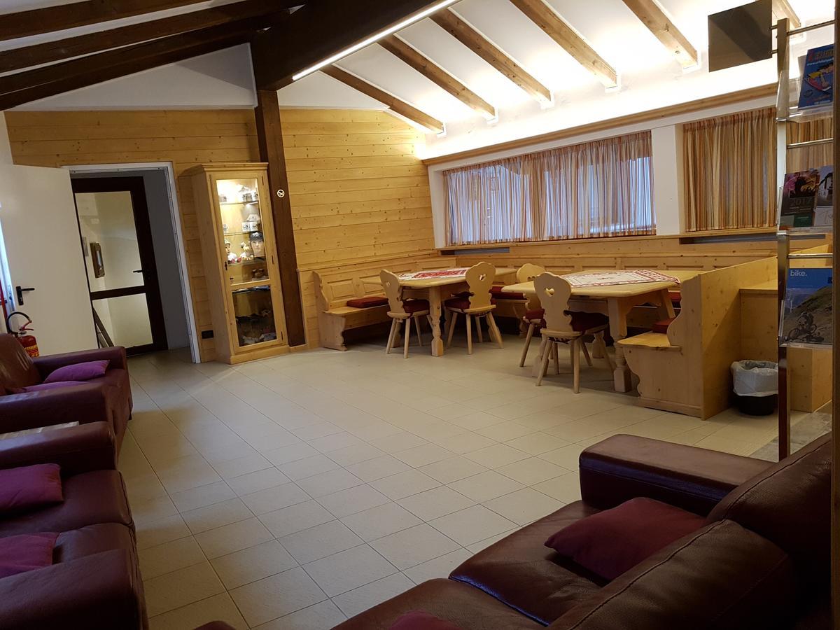 טרביסיו Hotel Raibl E Appartamenti מראה חיצוני תמונה